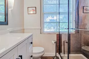 925 S Hanley Rd, Clayton, MO 63105 - Photo 21