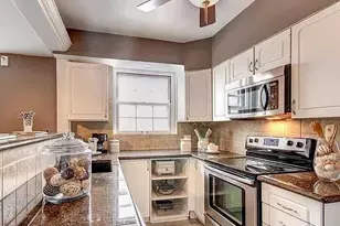 925 S Hanley Rd, Clayton, MO 63105 - Photo 11