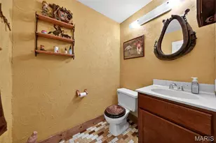 7039 Broken Oak Dr, Saint Louis, MO 63129 - Photo 49