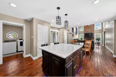 7039 Broken Oak Drive, Saint Louis, MO 63129 - Photo 11