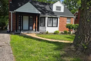 216 S Hartnett Ave, Ferguson, MO 63135 - Photo 3