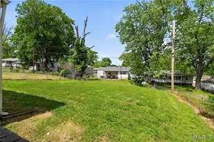 1417 Corinth Dr, Saint Louis, MO 63137 - Photo 5