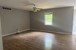 1736 Northwoods Ct, Cape Girardeau, MO 63701 - Photo 5
