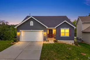 804 Cedar Blf Wy, Fenton, MO 63026 - Photo 1