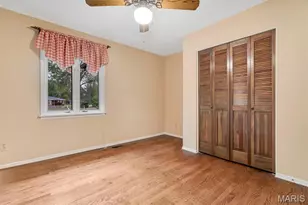 10001 Kalinda Ln, Sunset Hills, MO 63128 - Photo 21