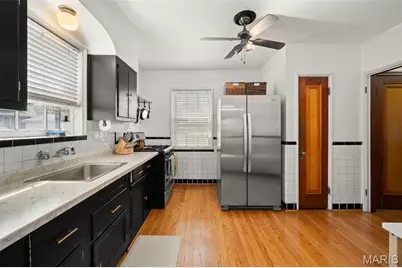 5750 Gresham Avenue, Saint Louis, MO 63109 - Photo 11
