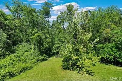 5615 Chalet Manor Court, Saint Louis, MO 63129 - Photo 17