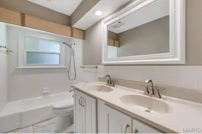 24 Country Fair Lane, Creve Coeur, MO 63141 - Photo 27