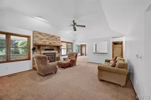 324 Lantern Ln, Lebanon, MO 65536 - Photo 7