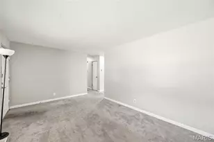 1816 Schulte Hill Dr, Maryland Heights, MO 63043 - Photo 9