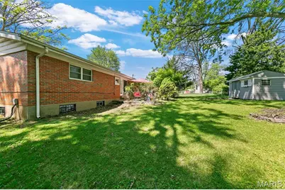 14000 Davey Drive, Florissant, MO 63034 - Photo 31