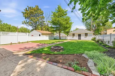626 Adams Street, Saint Charles, MO 63301 - Photo 45