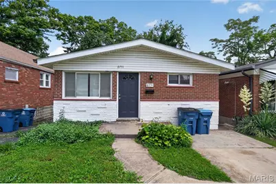 6751 Kenwood Drive, Saint Louis, MO 63121 - Photo 1