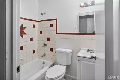6751 Kenwood Drive, Saint Louis, MO 63121 - Photo 19