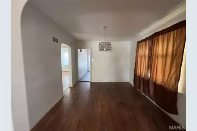 5926 McArthur Avenue, Saint Louis, MO 63120 - Photo 3