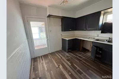 5926 McArthur Avenue, Saint Louis, MO 63120 - Photo 7