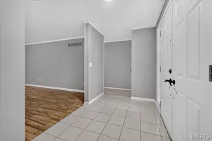 1438 Silverleaf Ln, Saint Louis, MO 63146 - Photo 7
