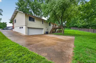 1438 Silverleaf Ln, Saint Louis, MO 63146 - Photo 41