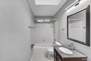 1438 Silverleaf Ln, Saint Louis, MO 63146 - Photo 29