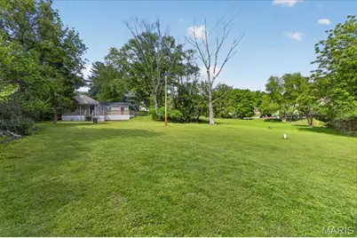 11378 Burgess Avenue, Bridgeton, MO 63044 - Photo 23