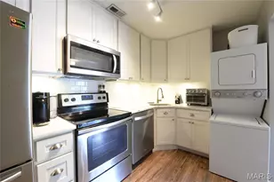 9163 Robin Ct, Saint Louis, MO 63144 - Photo 9