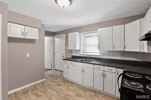 8004 Monroe Ave, Saint Louis, MO 63114 - Photo 17