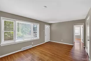 8004 Monroe Ave, Saint Louis, MO 63114 - Photo 9