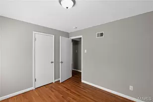8004 Monroe Ave, Saint Louis, MO 63114 - Photo 21