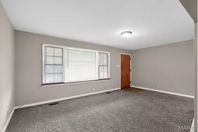 10220 Tappan Drive, Saint Louis, MO 63137 - Photo 15