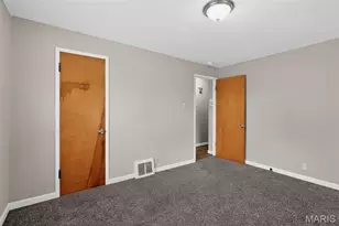 10220 Tappan Dr, Saint Louis, MO 63137 - Photo 25