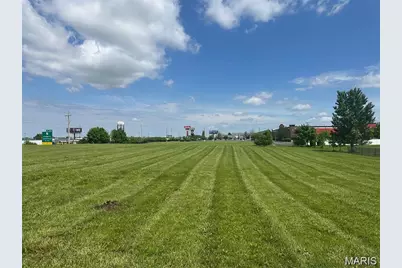 8100 Veterans Memorial Parkway Parkway, Saint Peters, MO 63366 - Photo 5