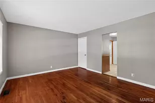 1927 Hudson Rd, Saint Louis, MO 63136 - Photo 13