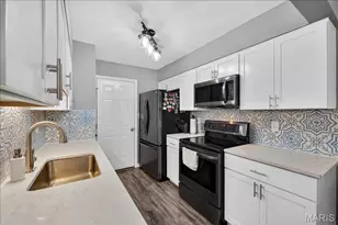 3120 Autumn Trace Dr, Saint Louis, MO 63043 - Photo 7