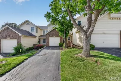 3120 Autumn Trace Drive, Saint Louis, MO 63043 - Photo 1