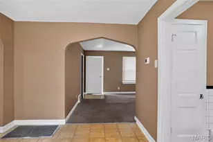 2049 Coleridge Dr, Saint Louis, MO 63136 - Photo 9
