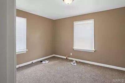2049 Coleridge Drive, Saint Louis, MO 63136 - Photo 13