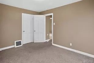2049 Coleridge Dr, Saint Louis, MO 63136 - Photo 11