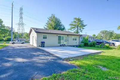 1618 Patterson Road, Florissant, MO 63031 - Photo 43