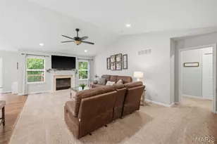 518 Brookside Forest Ct, O'Fallon, MO 63366 - Photo 3