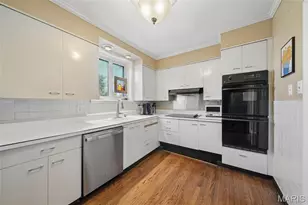 7851 Cornell Ave, University City, MO 63130 - Photo 13