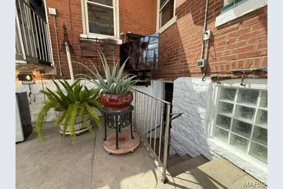 6120 Victoria Avenue, Saint Louis, MO 63139 - Photo 11