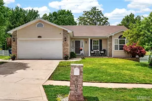2705 Providence Ridge Dr, Wentzville, MO 63385 - Photo 1