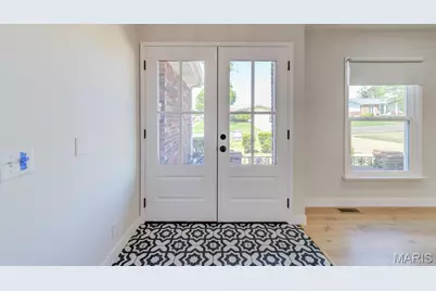 2060 Aqueduct Drive, Florissant, MO 63033 - Photo 3