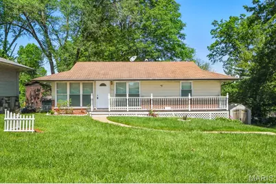 721 Montego Drive, Saint Louis, MO 63126 - Photo 1