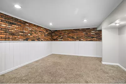 721 Montego Drive, Saint Louis, MO 63126 - Photo 13