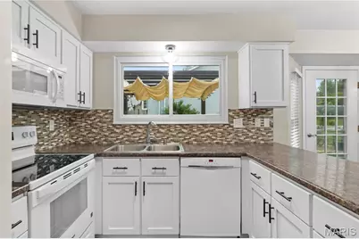 948 Blake Court, Saint Peters, MO 63376 - Photo 9