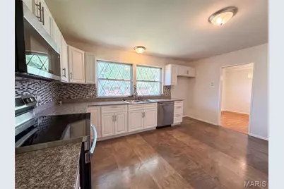 1321 Petite Drive, Saint Louis, MO 63138 - Photo 9