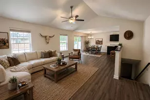 1005 Busch Dr, Warrenton, MO 63383 - Photo 3