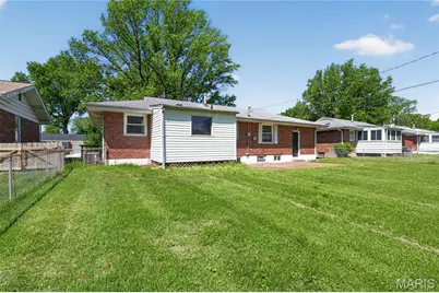300 Rand Drive, Saint Louis, MO 63135 - Photo 5