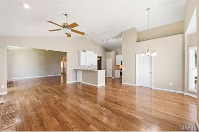 79 Harrisburg Court, Saint Peters, MO 63376 - Photo 11